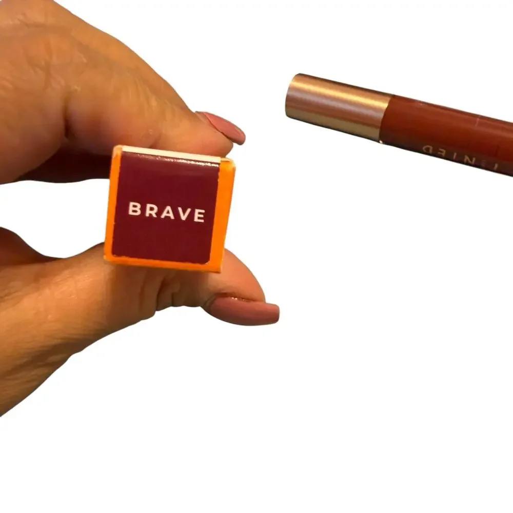 Live Tinted Huegloss High-Shine Lip Gloss ~Brave